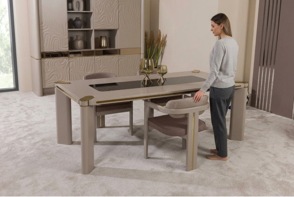 Eetkamerset 4x stoelen Eettafelset Eetkamerontwerp Houten stoelen Stel nieuw