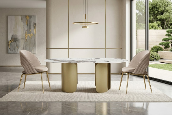 Exclusieve eetkamerset bestaande uit 5-delige eettafel + 4 stoelen, luxe compleet.