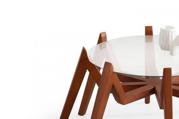 Salontafel in moderne stijl nieuwe hoogwaardige woonkamermeubelen van glas en hout.
