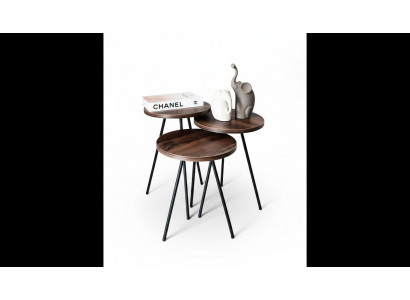 Set van 3 ronde salontafels van bruin hout met metalen poten bijzettafel