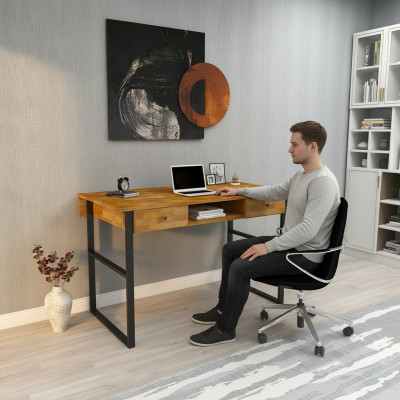 Bruine houten tafel met 2 laden, design kantoormeubilair luxe bureau.