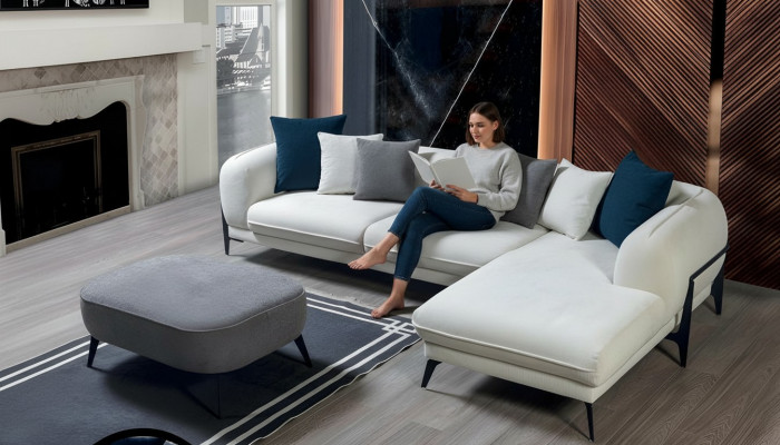 Beige werkkamer tafel luxe conferentietafels houten kantoormeubilair