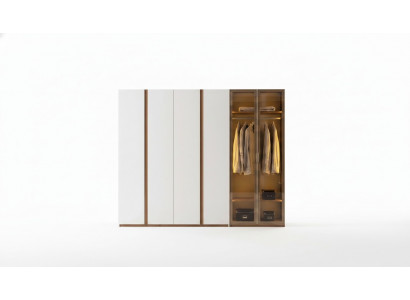 Kleiderschrank  in modernem Design  Klare Linien und Komfort