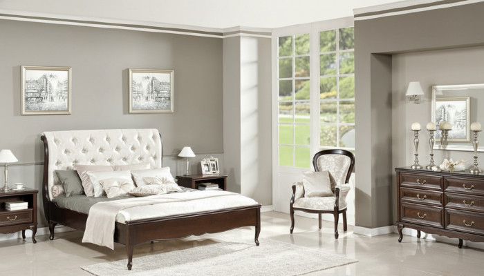 Compleet slaapkamer bed tweepersoonsbed nachtkastjes ladekast fauteuil Chippendale Royal