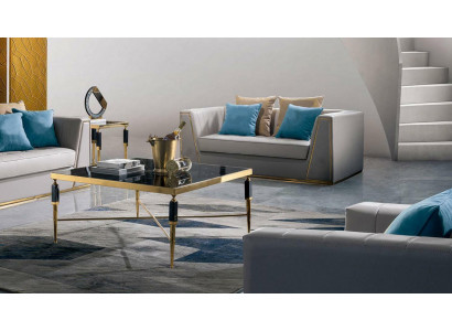 Leder Couchtisch in Naturfarben mit Holzgestell, modernes Design