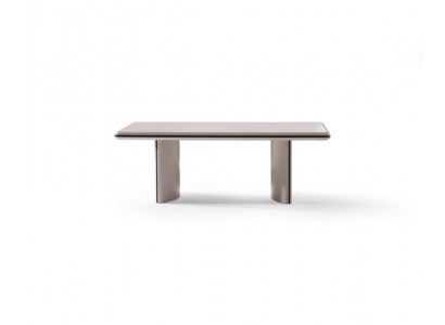 Beiger Holz Couchtisch im modernen Design