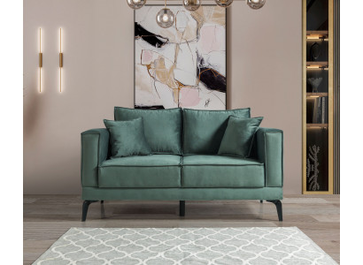 Das Sofa im modernen Design schafft eine stilvolle und gemütliche Atmosphäre.