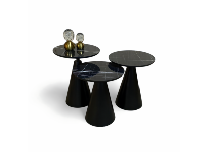 Stilvolles Set aus drei Couchtischen mit konischem Untergestell in Schwarz