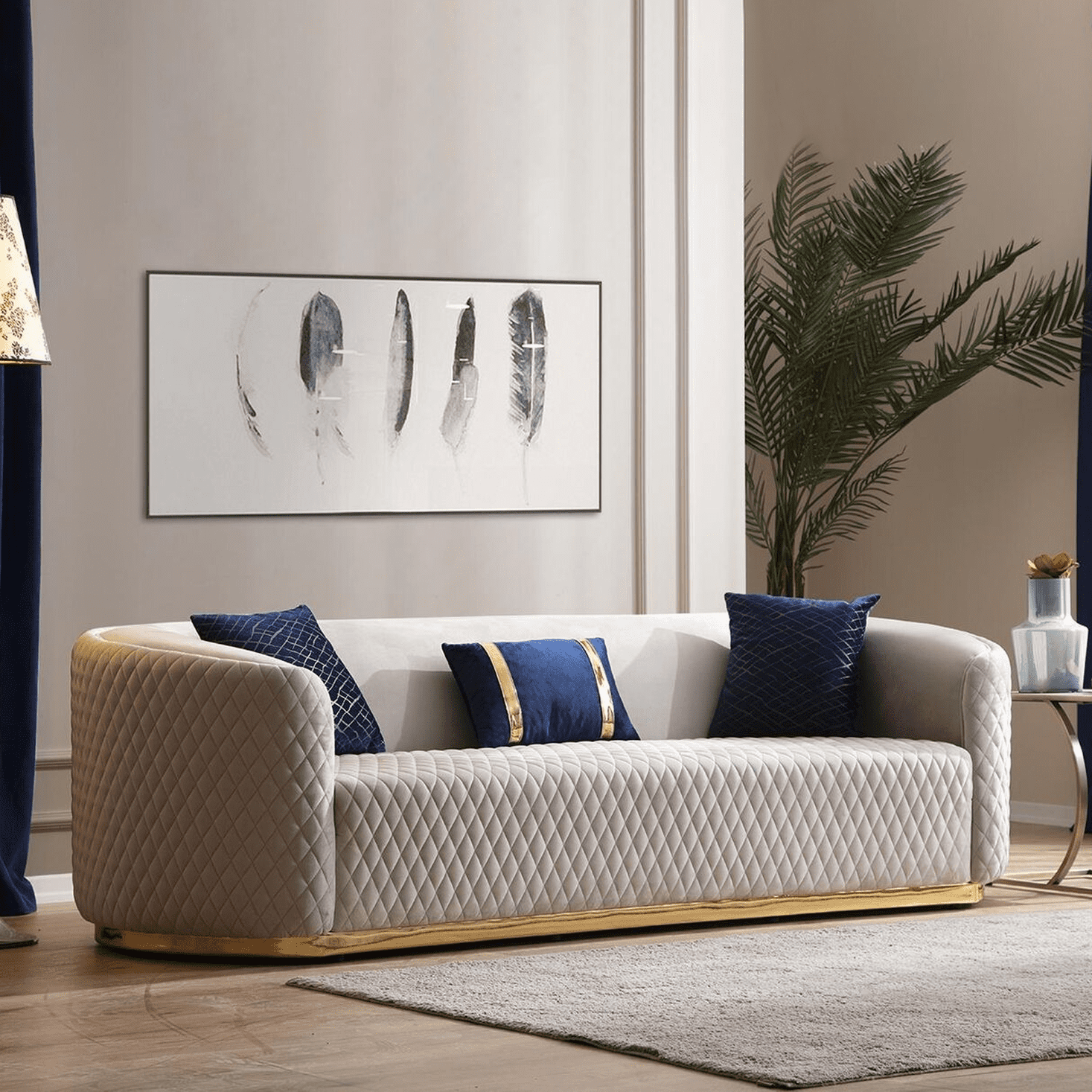Luxe driezitsbank met roestvrijstalen frame